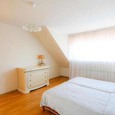 Apartamento Romi Pärnu Exterior foto